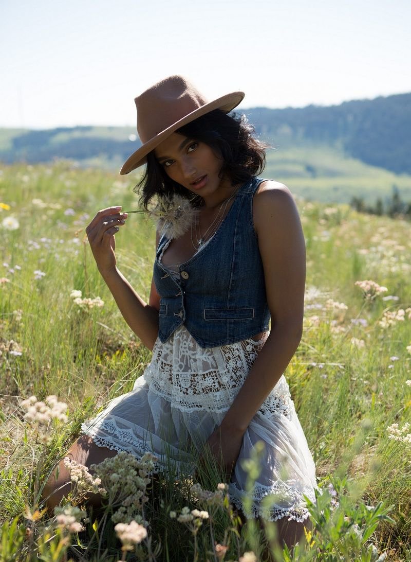 Гуля, 20 лет, 2 размер груди